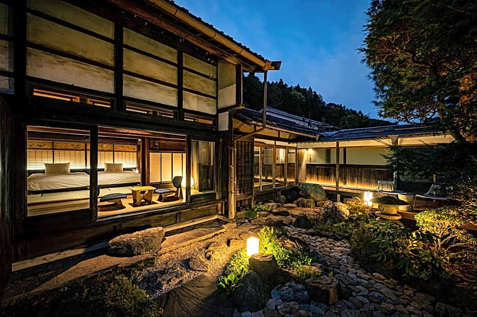 BYAKU Narai
