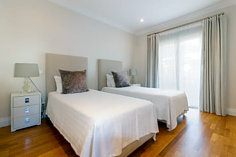 Two-Bedroom Apartment Garden - First Floor