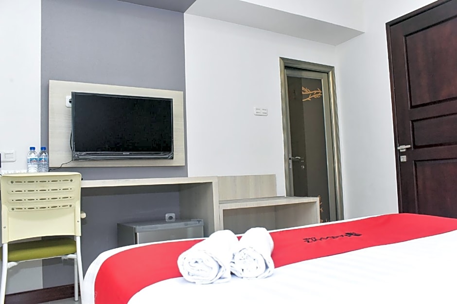 RedDoorz near Stasiun TVRI Surabaya 2