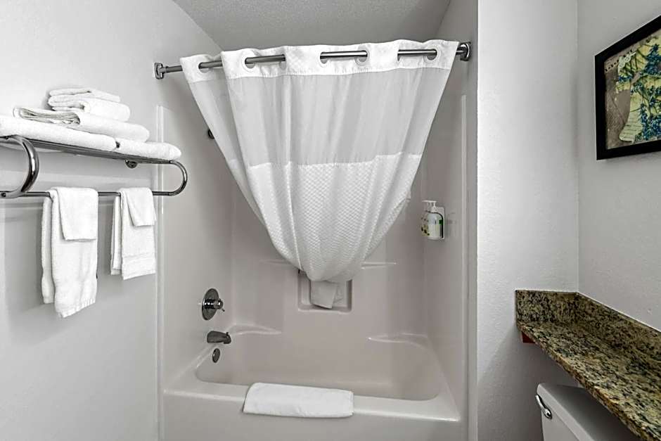 AmericInn by Wyndham Crookston U of M Crookston