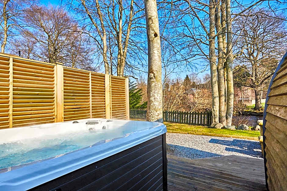 Braidhaugh Holiday Lodge and Glamping Park