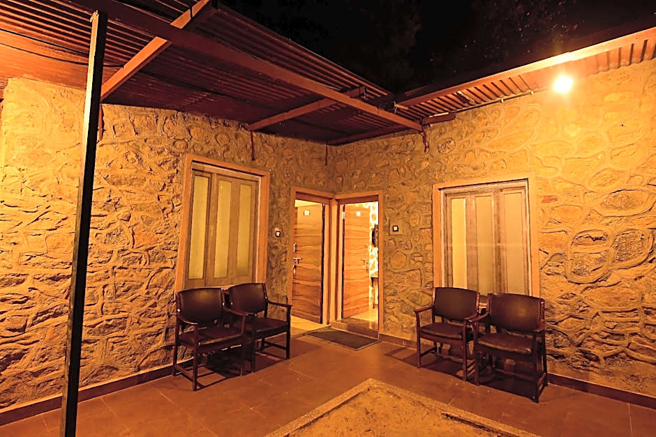 Hotel Castle Rock Mount Abu by SAH