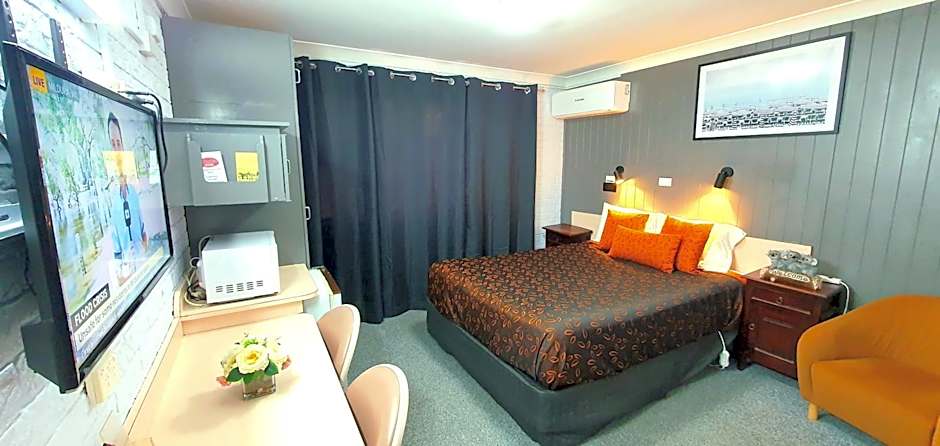 Goldrush Motel Young CBD