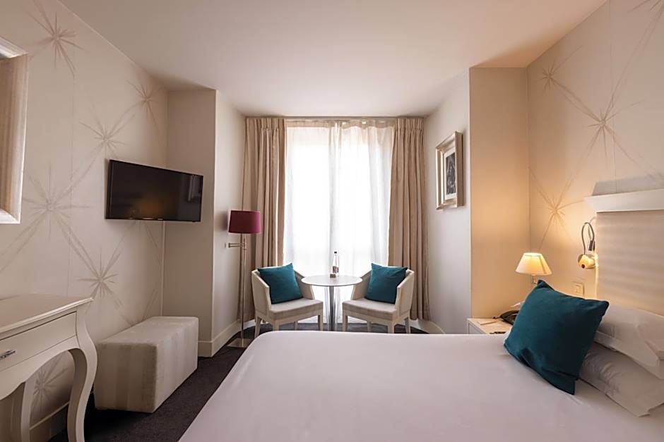 Photo 1 of 6 of Junior Suite