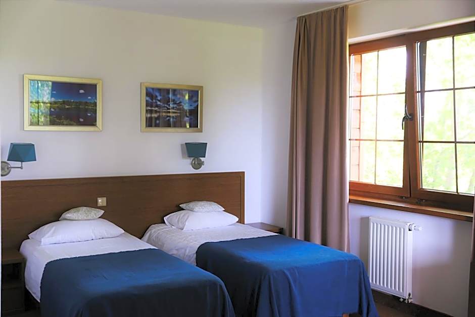 HOTEL CICHA WODA NIEPORĘT