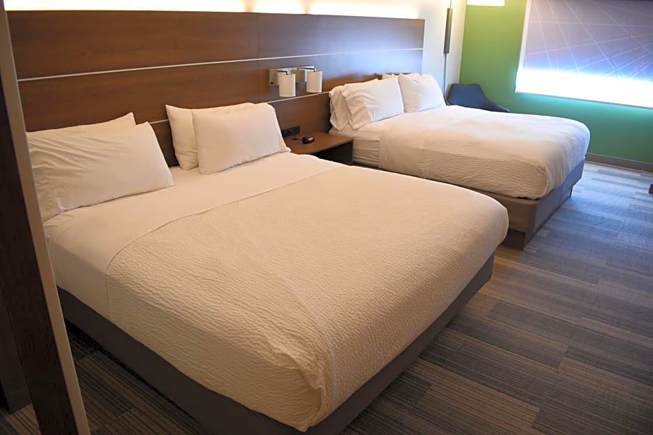 Holiday Inn Express Hotel & Suites Lincoln South By IHG