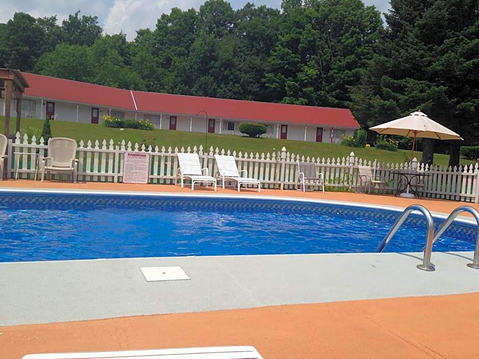 Four Winds Country Motel