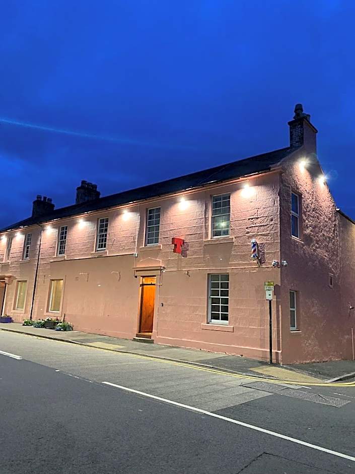 Queensberry arms hotel