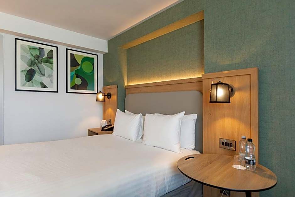 Holiday Inn Brentwood By IHG