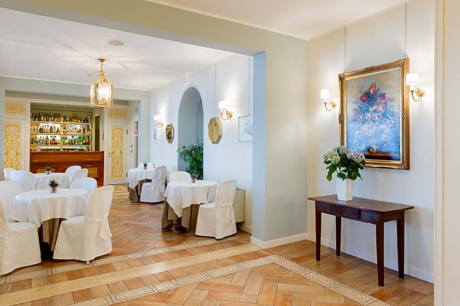 Hotel Tuder