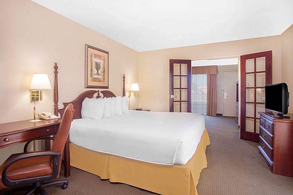 Days Inn by Wyndham Metter