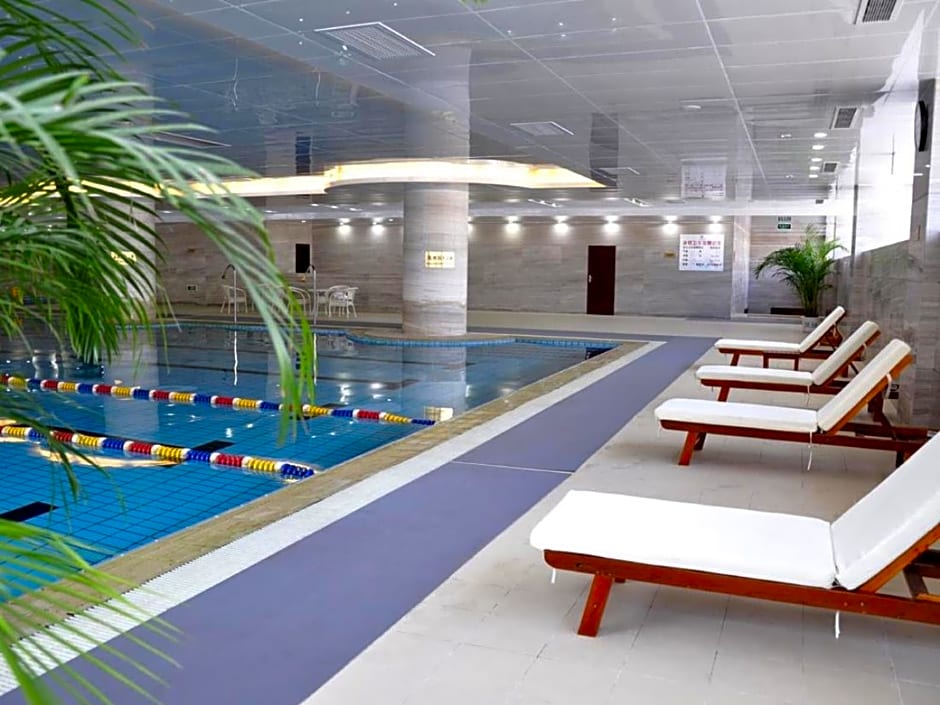 Qingdao Grand New Century Hotel