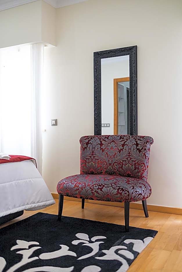 Sunny, The House - AL