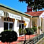 Bishops Lodge Narrandera