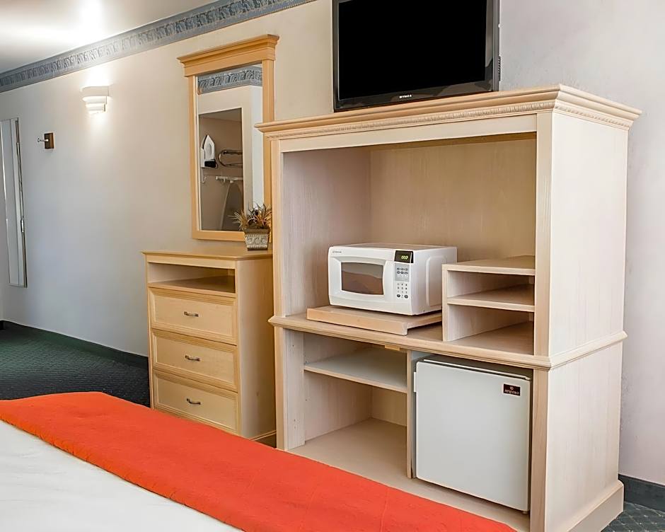 La Quinta Inn & Suites by Wyndham Safford Copper Valley