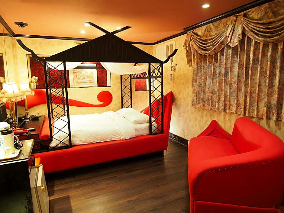 Day Chen Hotel