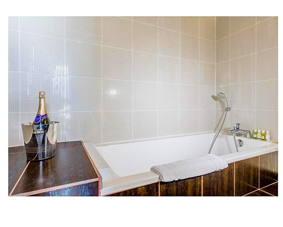 Chambre Hôtel Ibiza Spa - Hammam - Jacuzzis - Piscine Chauffée