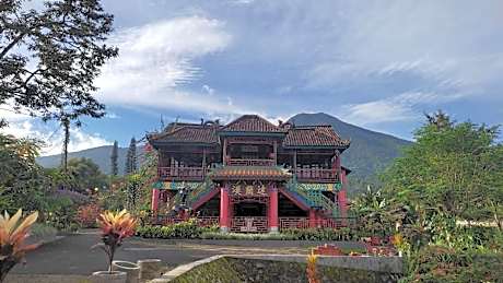 Villa Oriental Curug Nangka