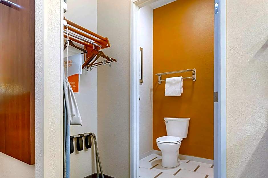 Comfort Inn & Suites Green Bay Stadium Area