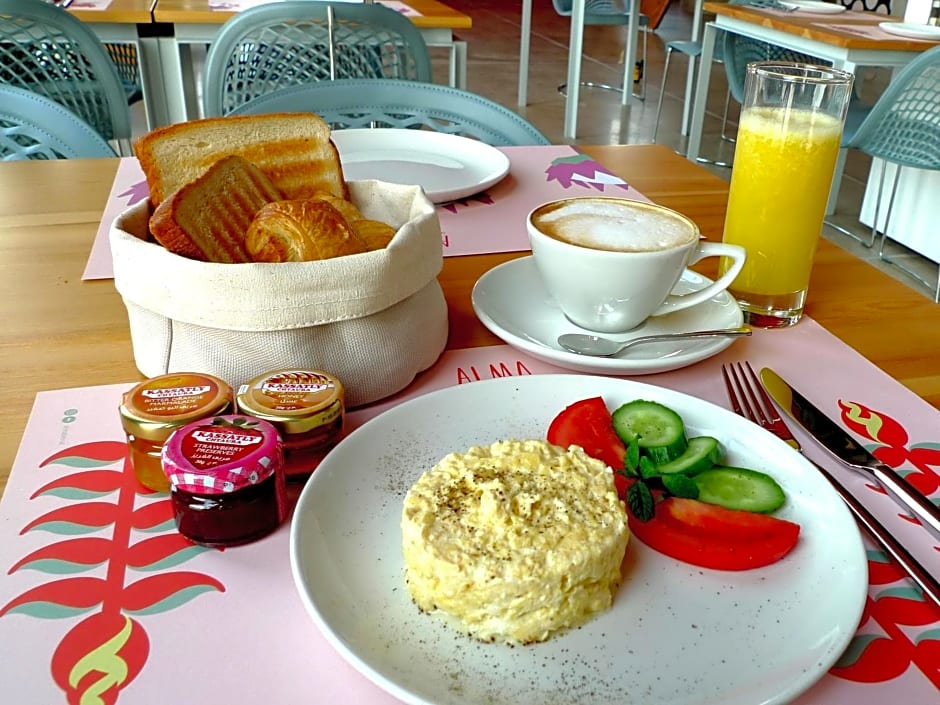 Bossa Nova Beirut Hotel