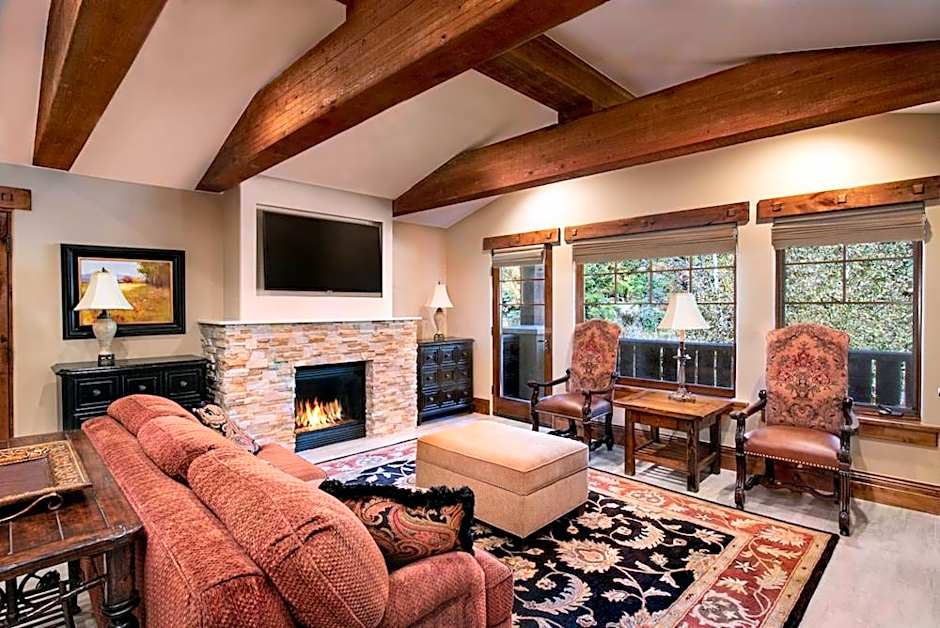 The Chateaux Deer Valley