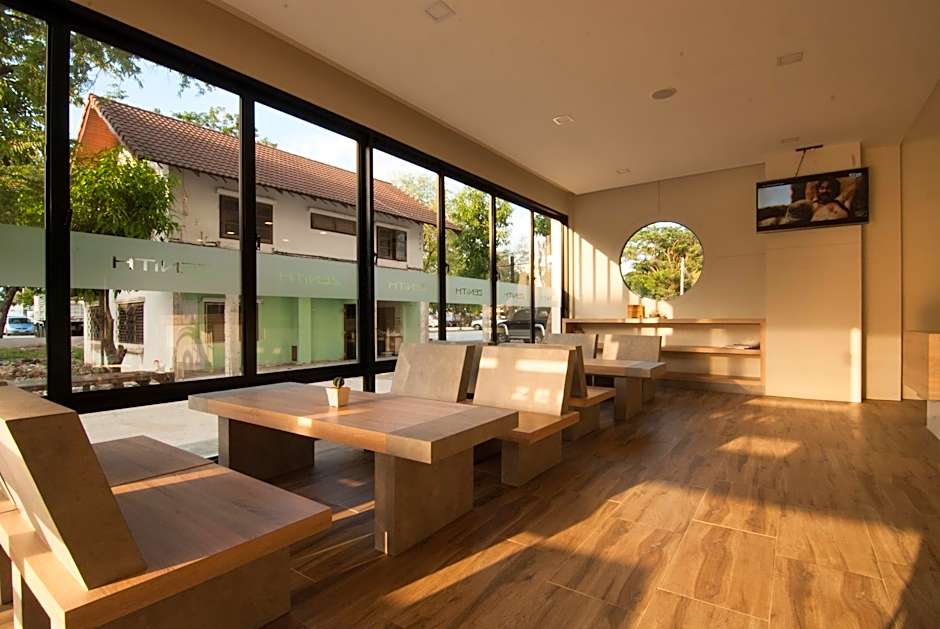 The Zenith Residence Hotel (SHA Extra Plus)