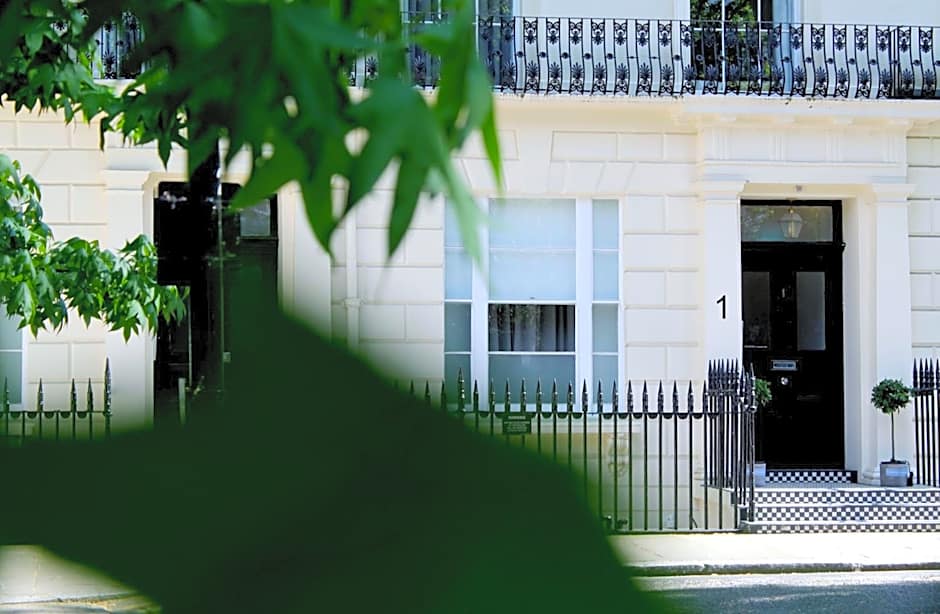 1 Craven Hill Gardens