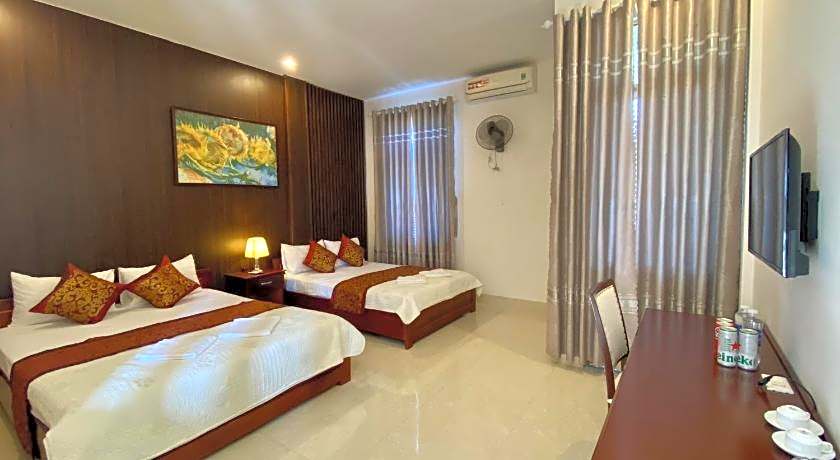 Hoàng Ngân Hotel