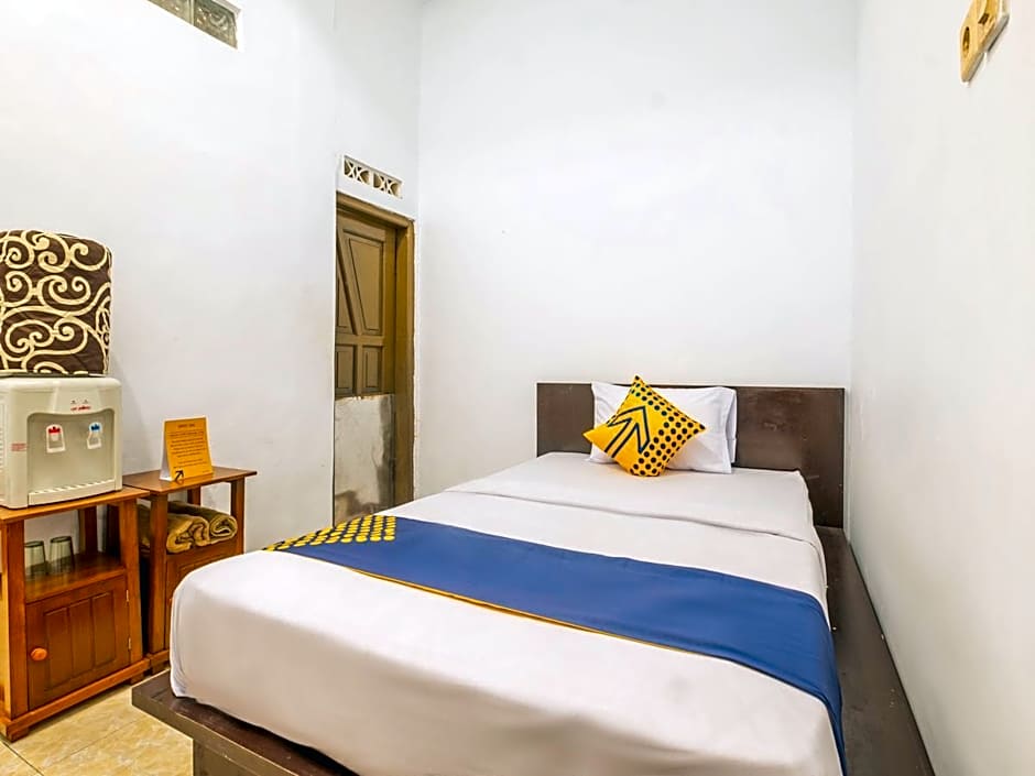 OYO 2395 Hotel Aden 2 Syariah