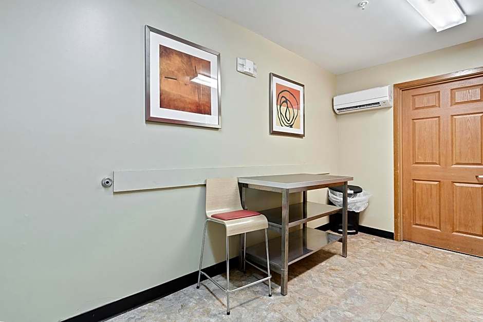 Extended Stay America Suites - Norfolk - Virginia Beach