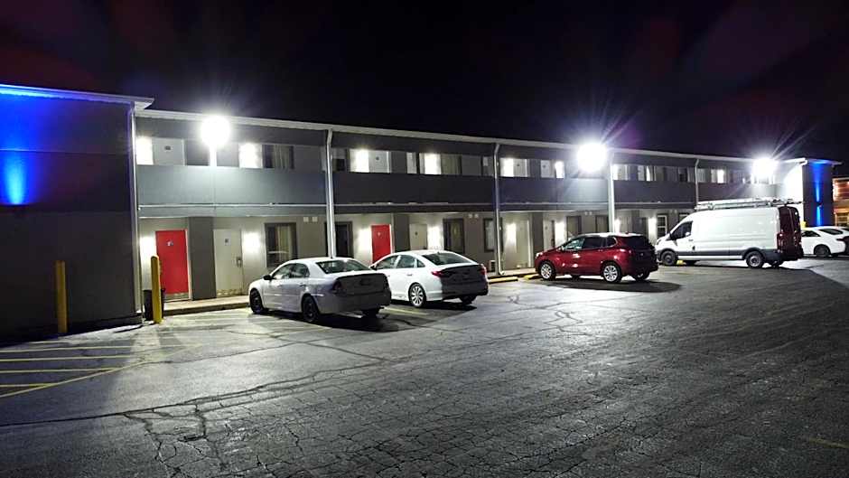 Days Inn by Wyndham Indianapolis East Post Road