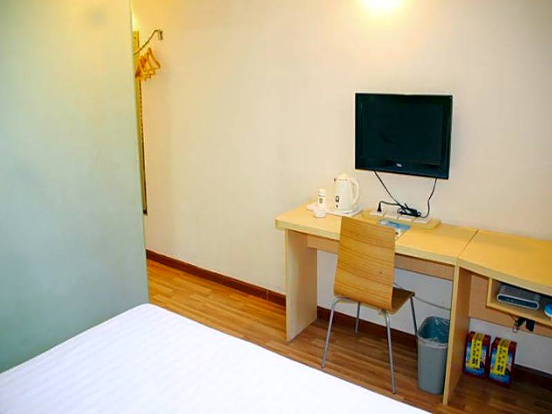 7 Days Inn Huayin Huashan Mountain Scenic Spot