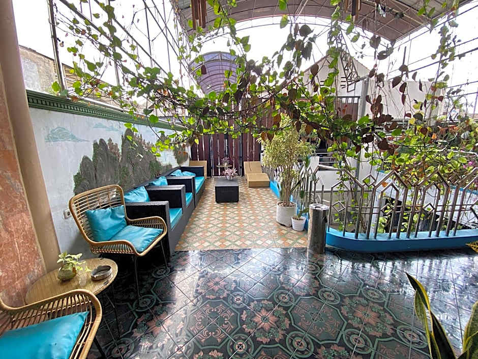 MADOR Malang Dorm Hostel