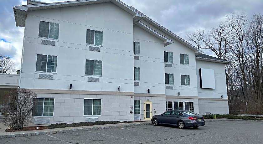 Garner Hotel Mahwah By IHG