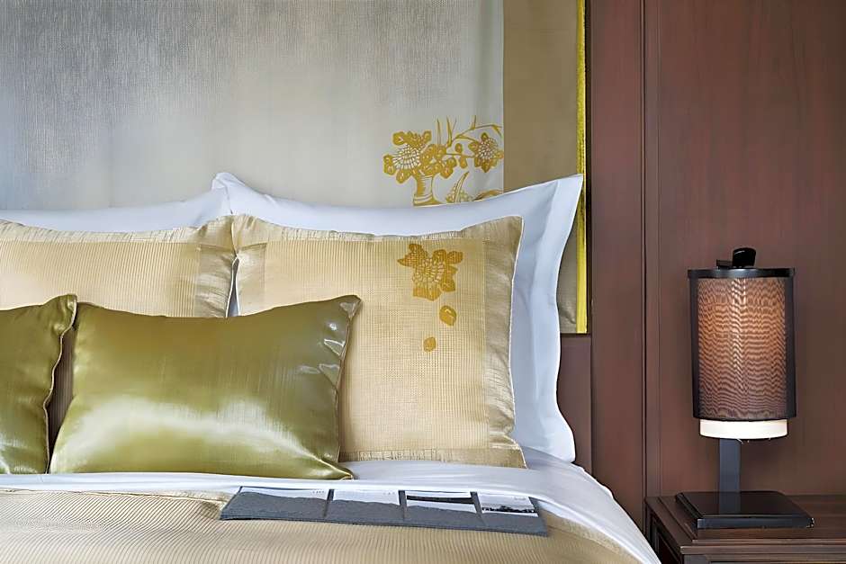 Photo 1 of 7 of 1 King Bed Suite, Terrace