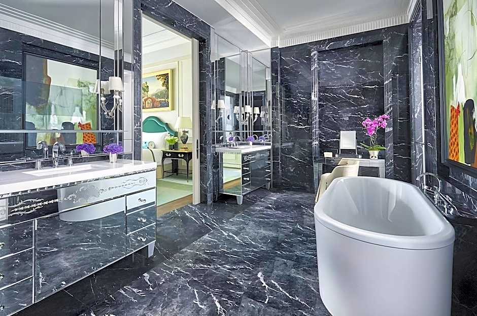 Four Seasons Hotel Bahrain Bay