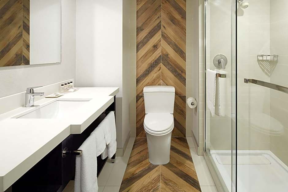 Delta Hotels by Marriott Sherbrooke Conference Centre