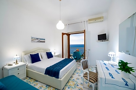 Superior Triple Room with Sea View
