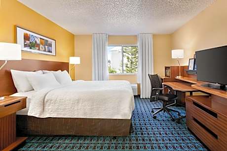 King Room with Sofa Bed