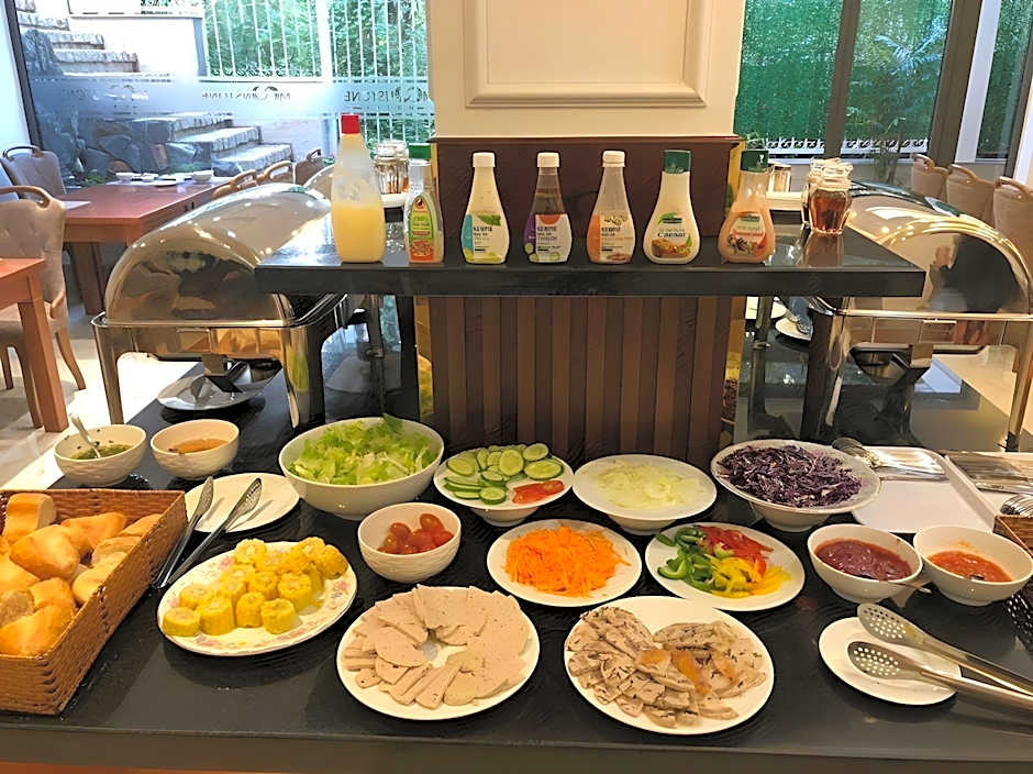 TTR Moonstone Apart Hotel