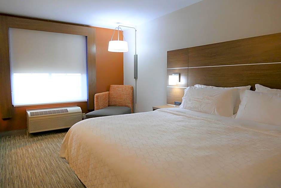 Holiday Inn Express Lebanon By IHG