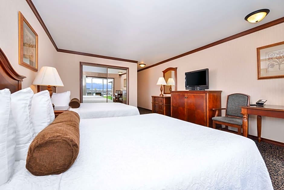 Best Western Edgewater Resort