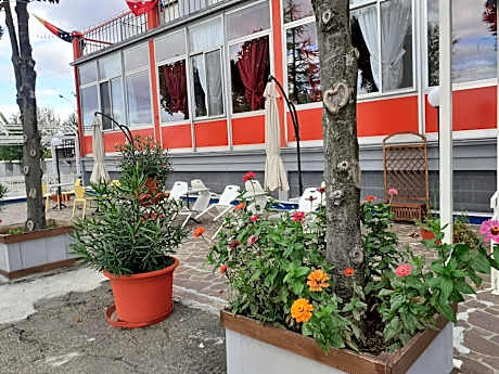 hotel paradiso