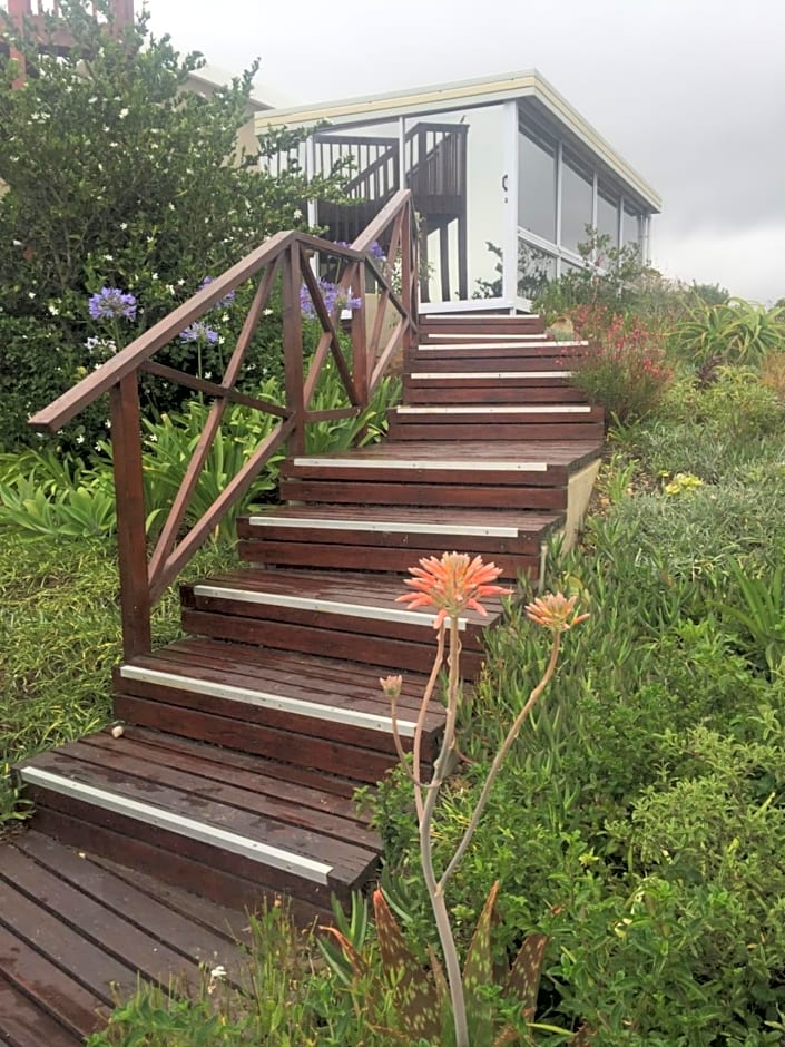 House on the Hill Paradise Beach