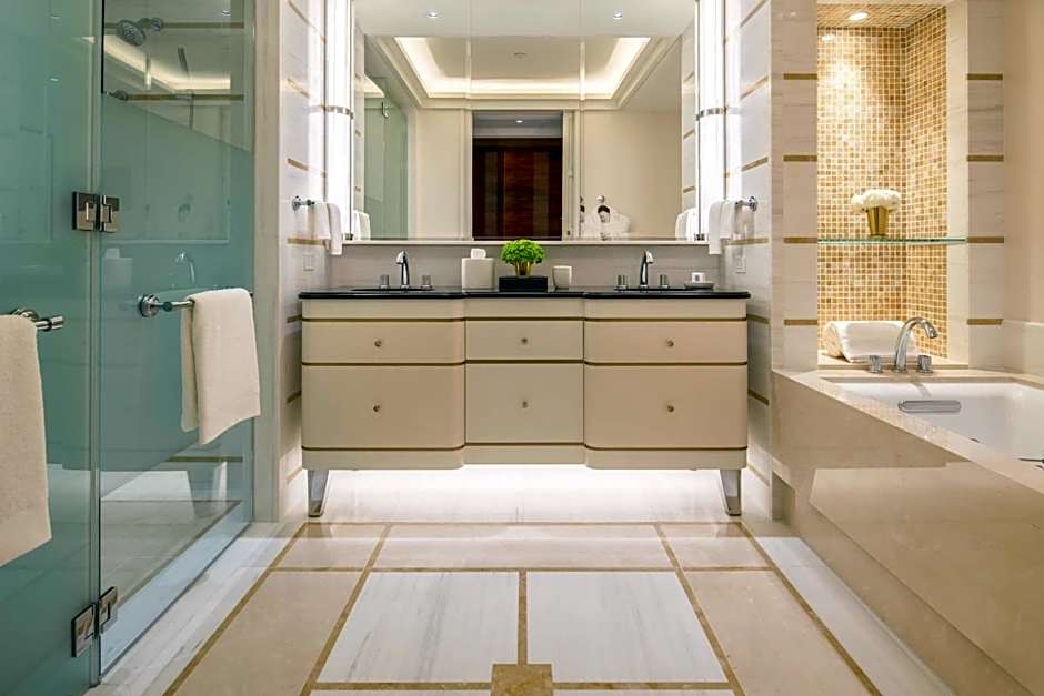 Waldorf Astoria By Hilton Beverly Hills