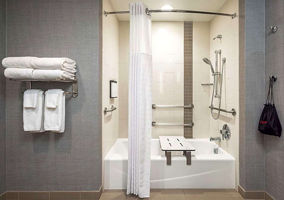 Hyatt Place Santa Cruz