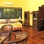 Villa Kiwi. Huge Pool, Steps To Town n Beach. 6 plus BRM 7.5 BTH 3 KCN