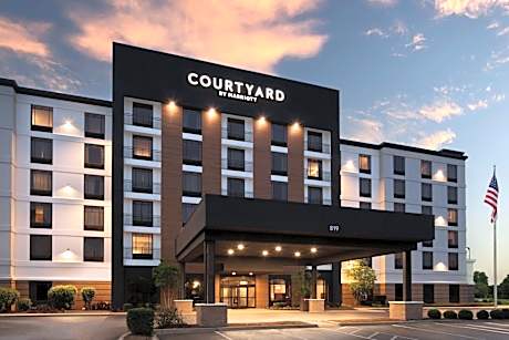 Courtyard by Marriott Louisville Airport
