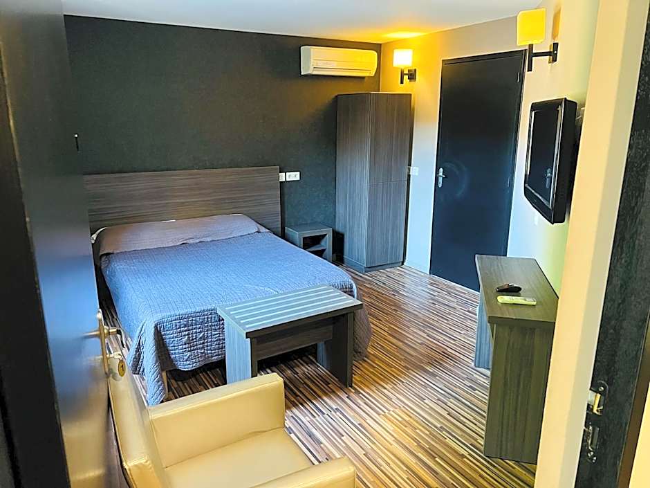 L'hotel De La Bourse À Bagnols-sur-ceze – Bagnols-sur-Cèze, GA