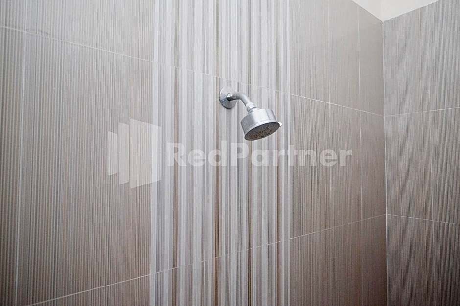 Tatti Inn Syariah Seturan RedPartner